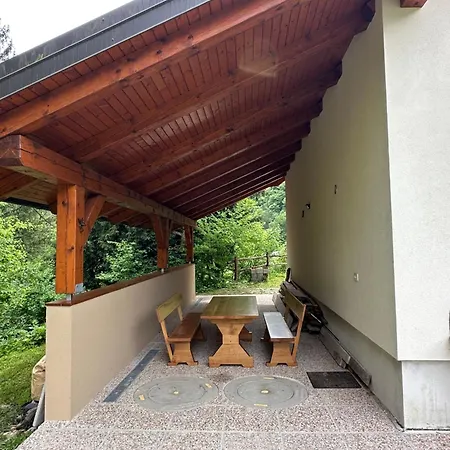 Dom wakacyjny Krtajse